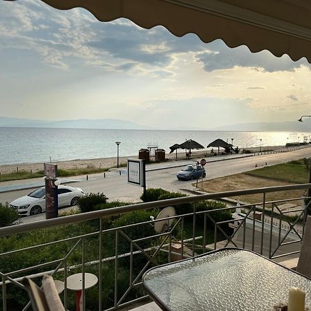 Sea 2 See Paralia Ofryniou Orfánion المظهر الخارجي الصورة